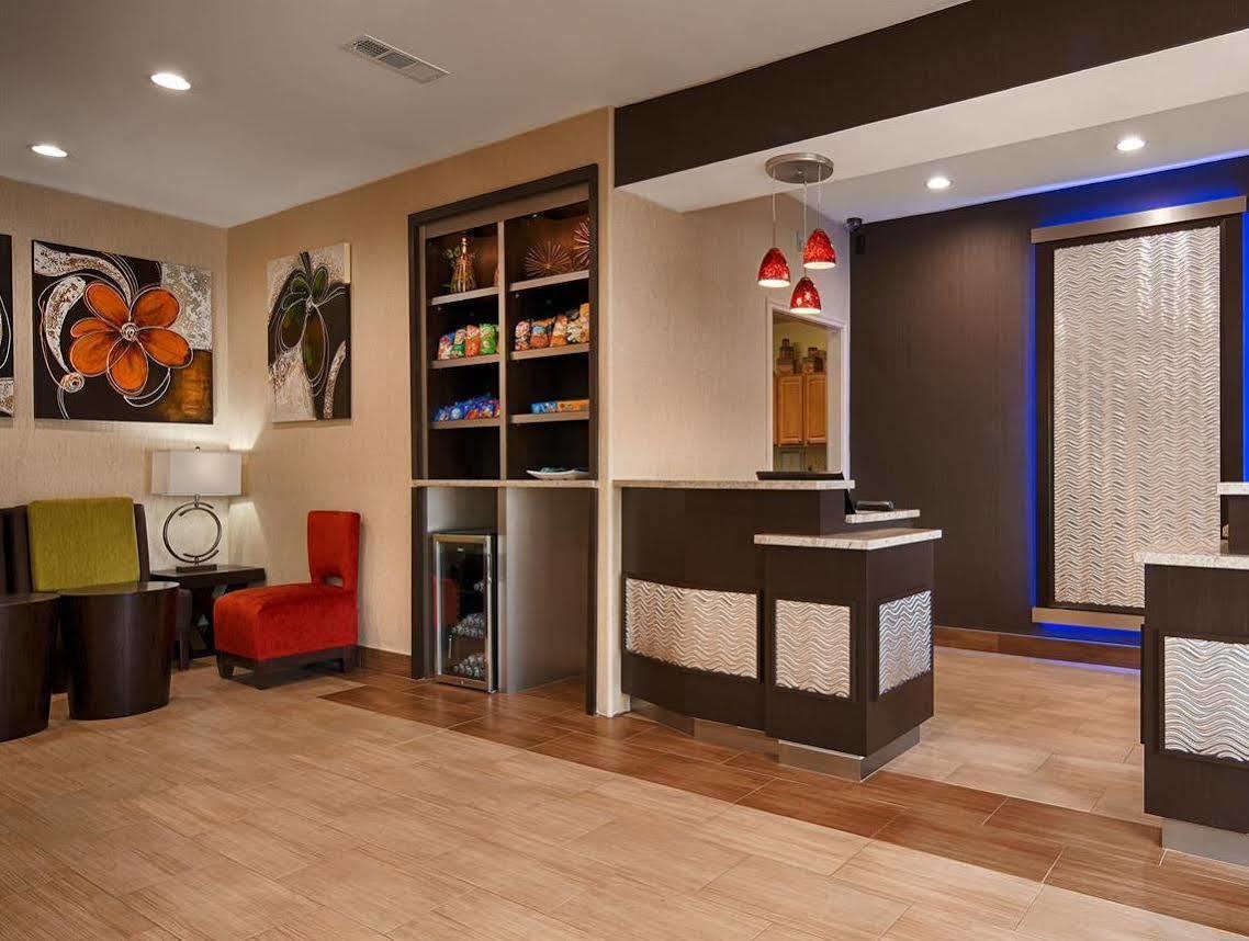 Best Western Plus Lake Worth Kültér fotó